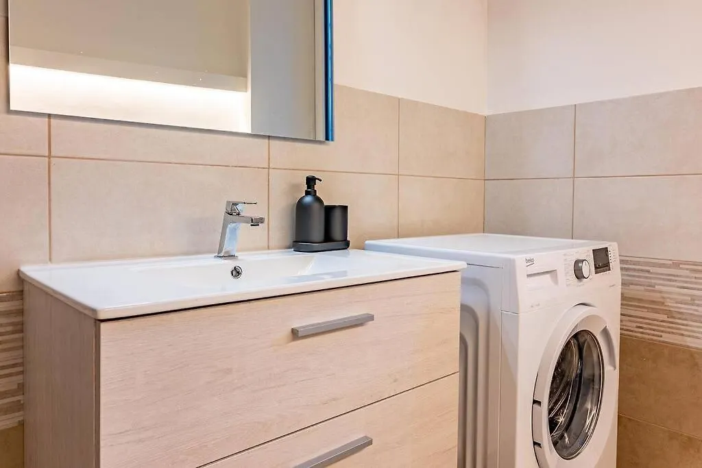 Guest Planet - Cozy Housing Porta Romana M3 ミラノ